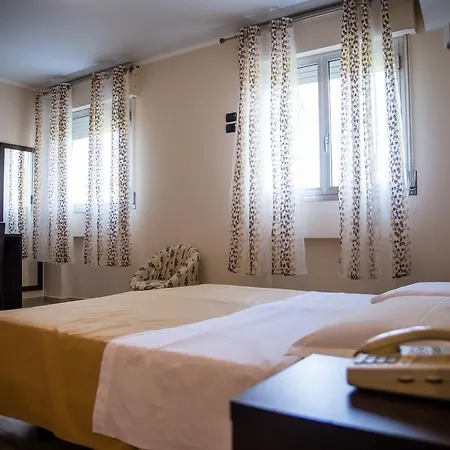 Hotel Citta' Di 4*