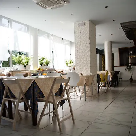 Hotel Wyndham Garden 4*