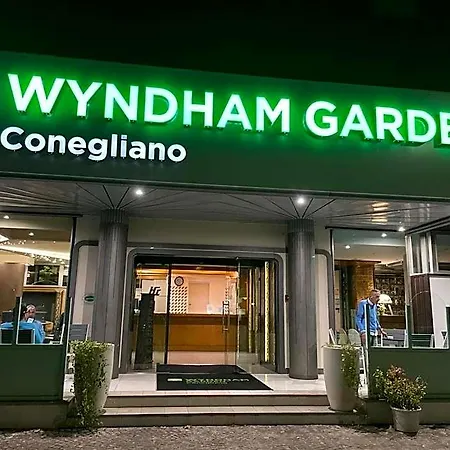 Wyndham Garden 호텔