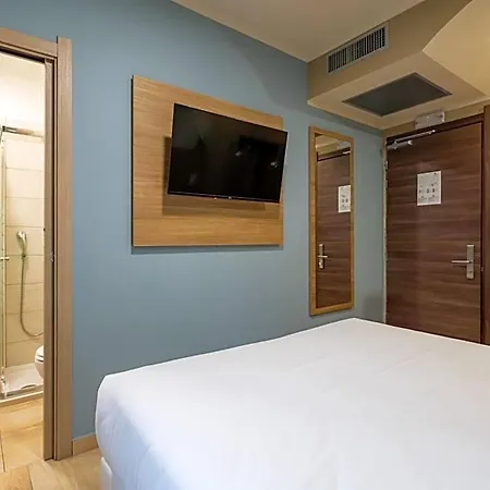 Wyndham Garden 4* 코넬리아노