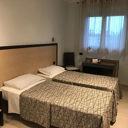 Wyndham Garden 4* Конельяно