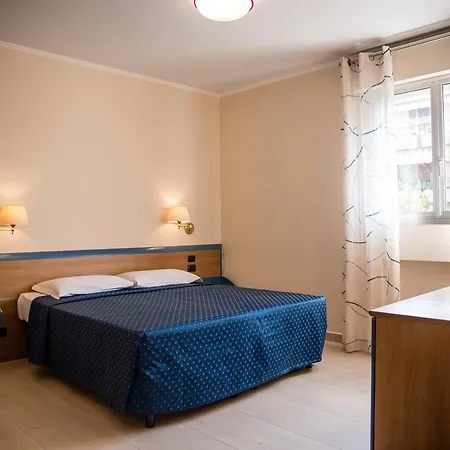 Wyndham Garden 4* Конельяно