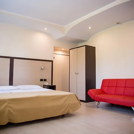 Wyndham Garden 4* Конельяно